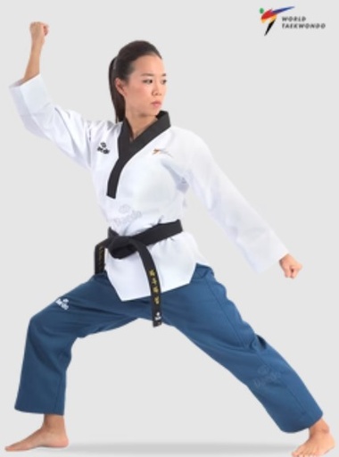 Daedo Taekwondo  Poomsae Suit Dan Women, White-Blue